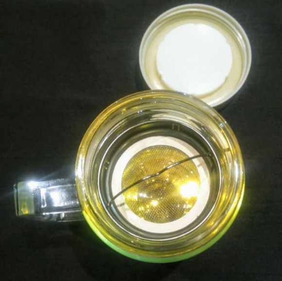 Art glass unique portable drinking ware, thermos and strainer. - Picture 10 of 14